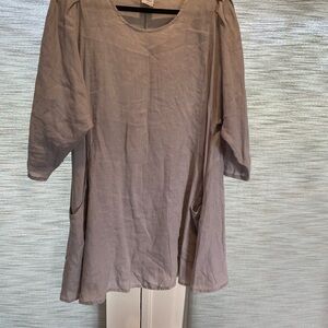 Match Point linen tunic